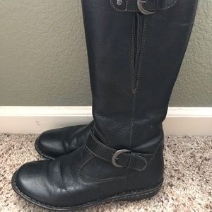 Austin Women’s knee high flat boots by b.o.c